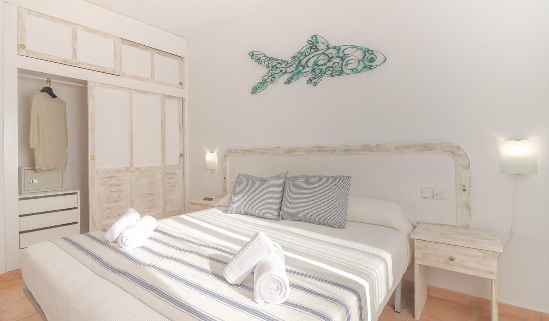 Fergus Club Carema Splash Playas De Fornells Exterior photo